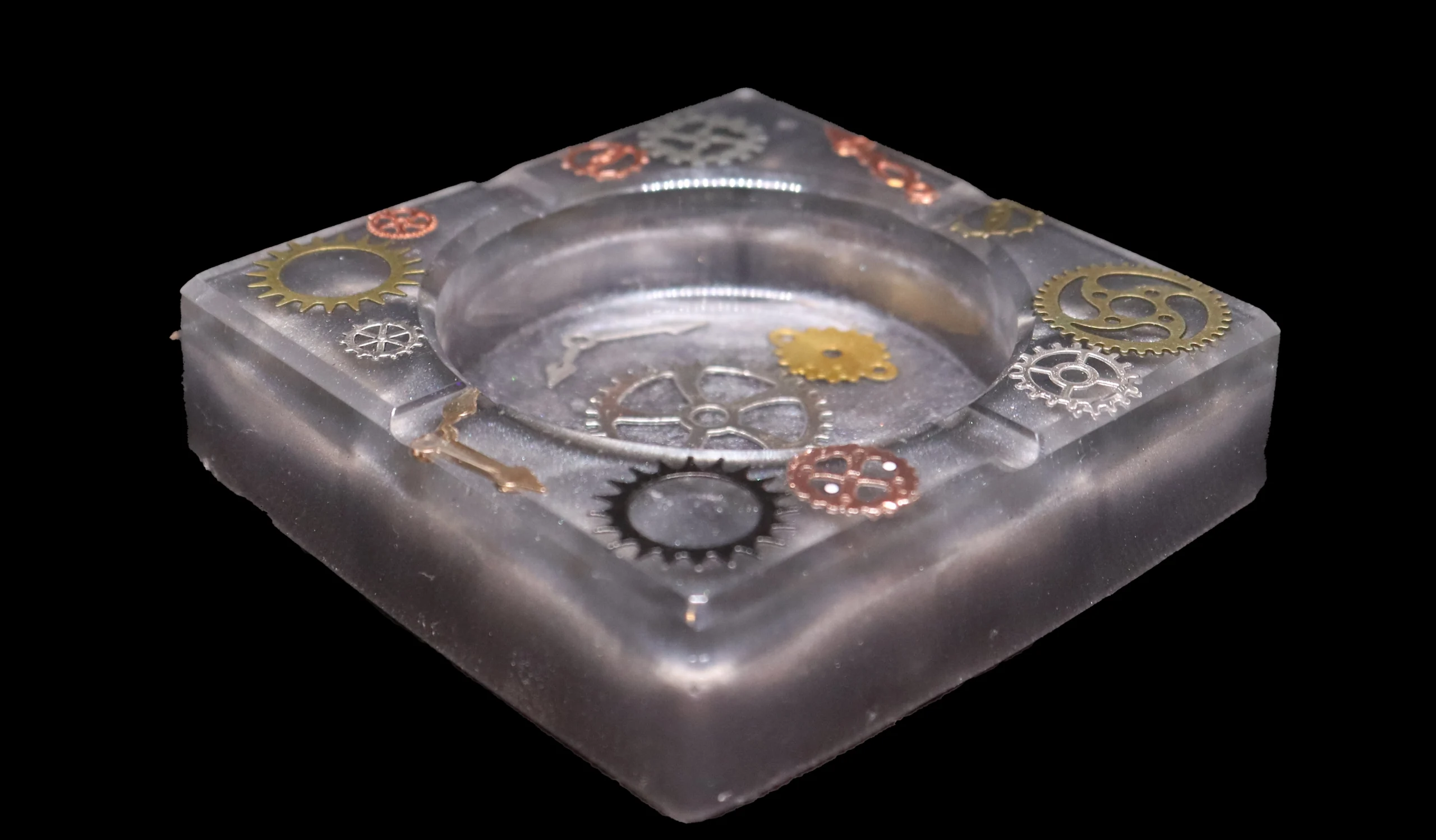 Cendrier Carré en Résine Époxy – Élégance et Personnalisation gris Cendrier Carré en Résine Époxy – Élégance et Personnalisation gris