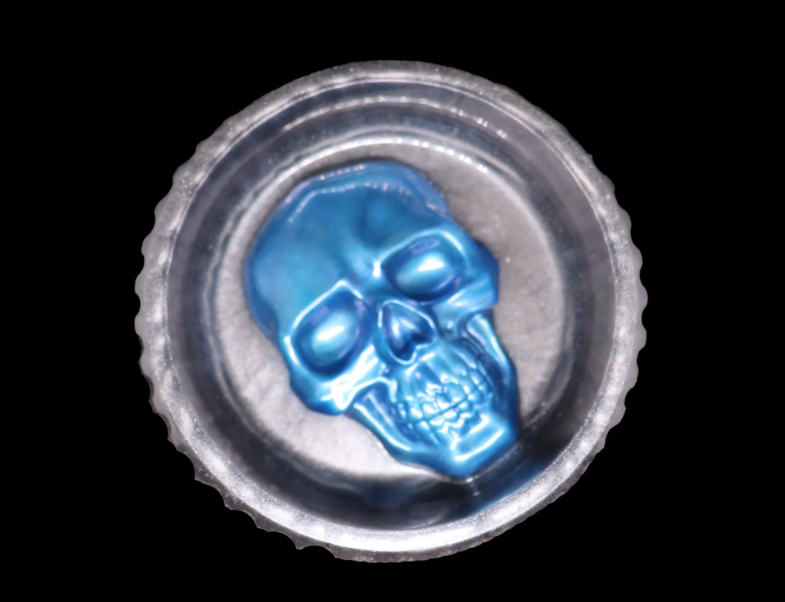 cendrier tête de mort gris et bleu cendrier tête de mort gris et bleu