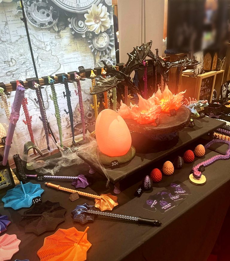Œuf de dragon lumineux, flammes et dragons articulés imprimés en 3D